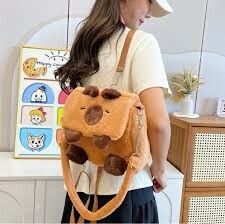 MOCHILA DE PELUCHE CAPYBARA