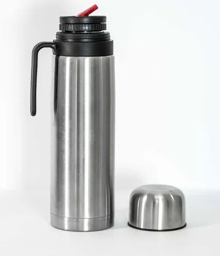 TERMO ACERO 1 L CON MANIJA PLATEADO Y NEGRO
