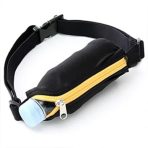 RIÑONERA SPORT NEGRA CON CIERRE AMARILLO