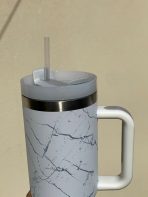 VASO TERMICO CON SORBETE DISEÑO MARMOL PLATA - Imagen 2