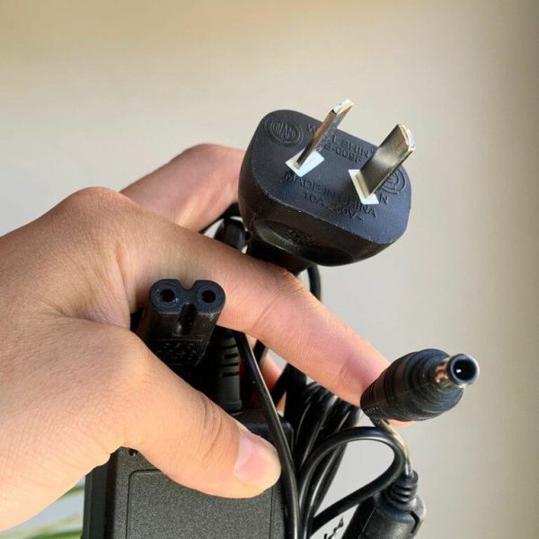 CARGADOR BATERIA 42V 2A MONOPATIN FICHA 5.5X2.1