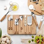 SET DE UTENCILOS DE MATAL  9PSC HQ-55